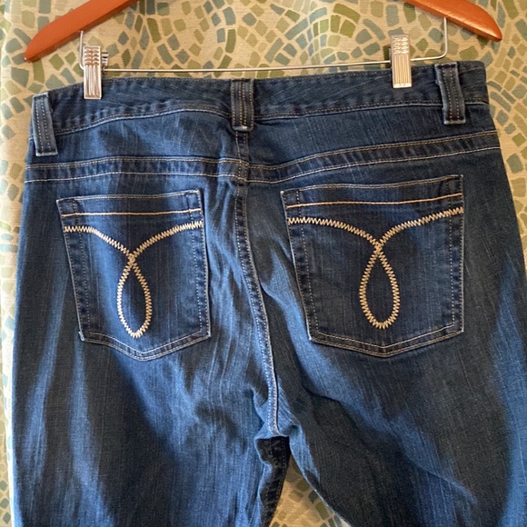 Calvin Klein Modern Flare Jeans 14 - Picture 7 of 8